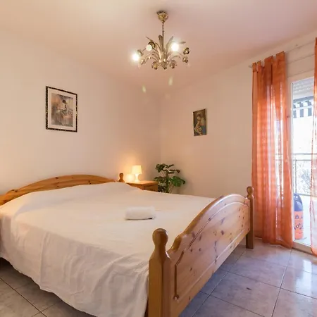 Chipre Iberplaya סאלו